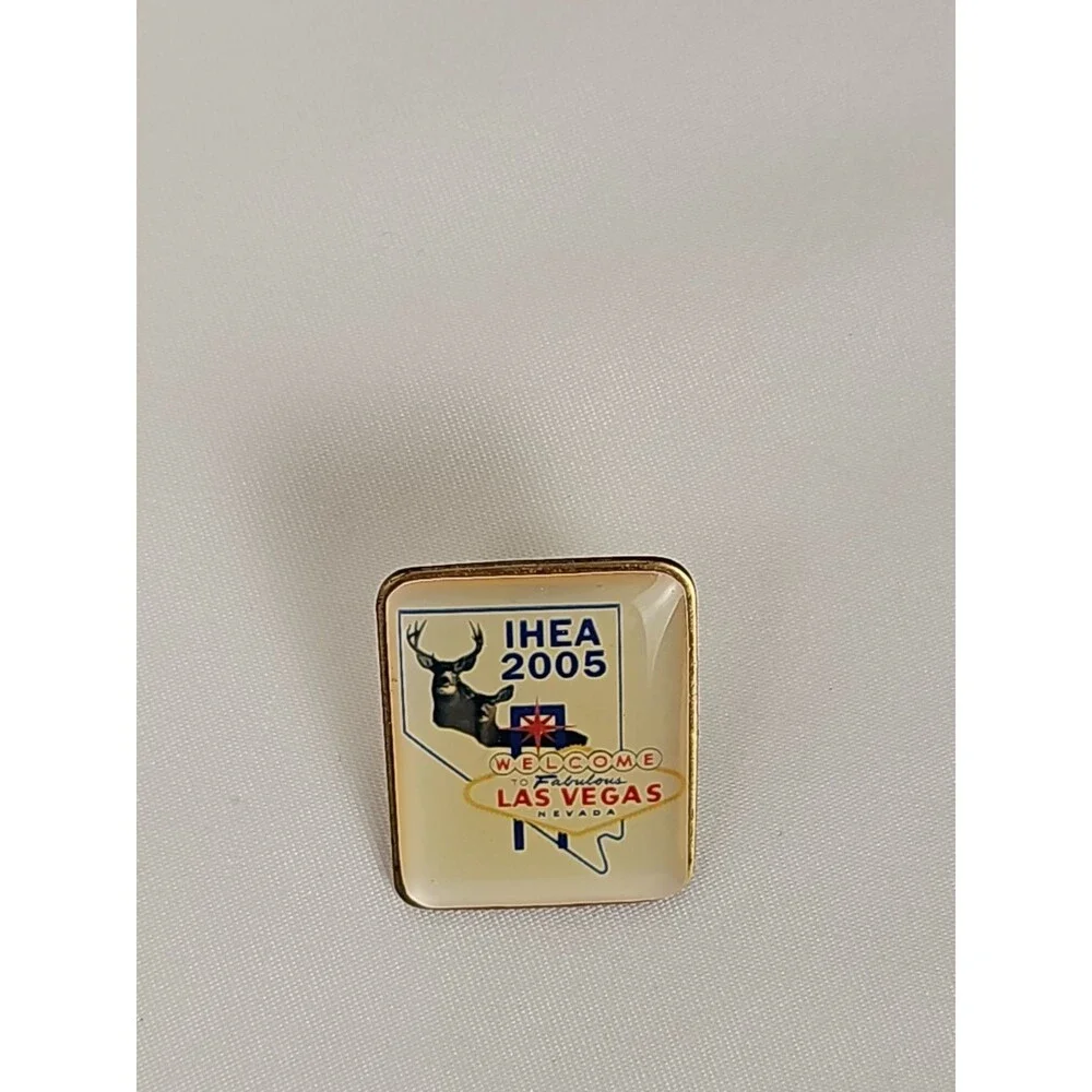 IHEA 2005 Las Vegas Nevada Hunter Education Mule Deer Lapel Pin